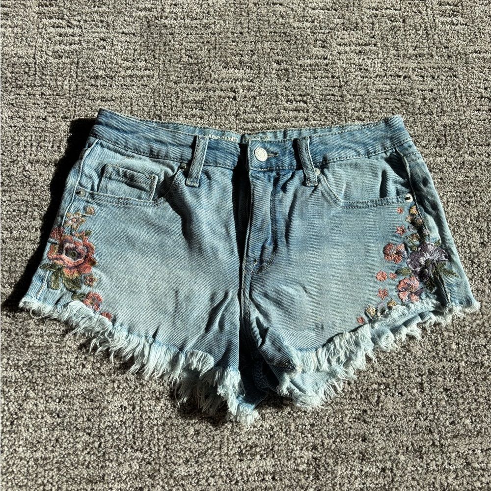 Women’s High Rise Jean Short